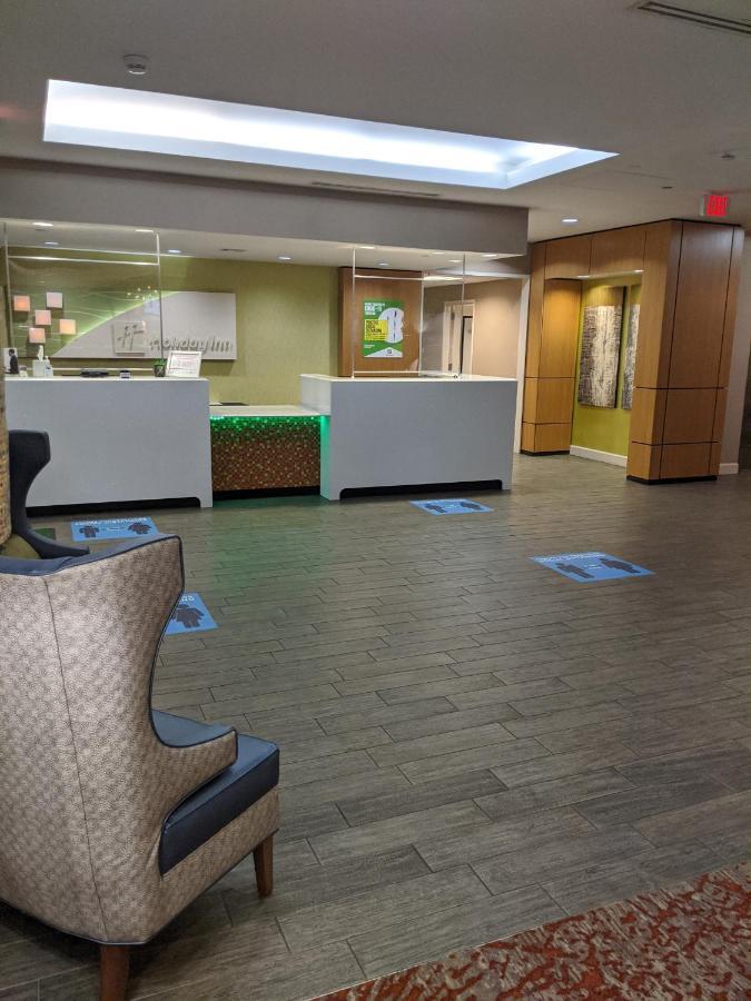 Holiday Inn Charlotte University By Ihg Exterior photo