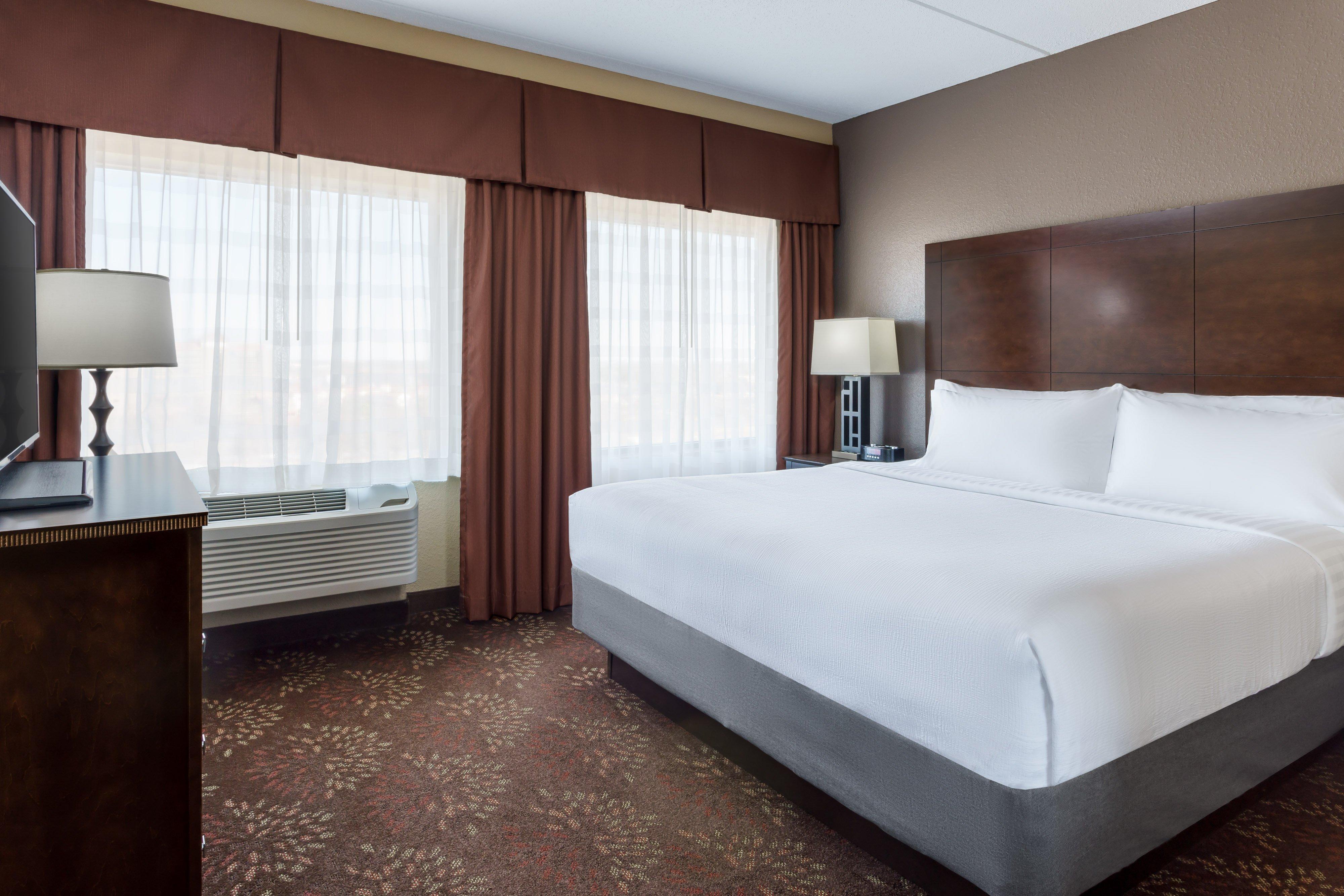 Holiday Inn Charlotte University By Ihg Exterior photo
